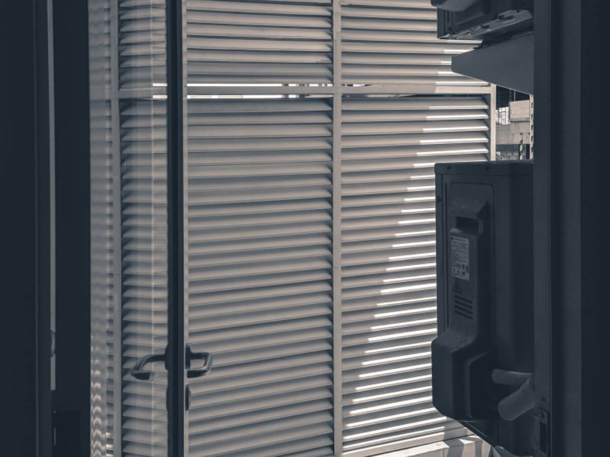 Fixed Louver Doors