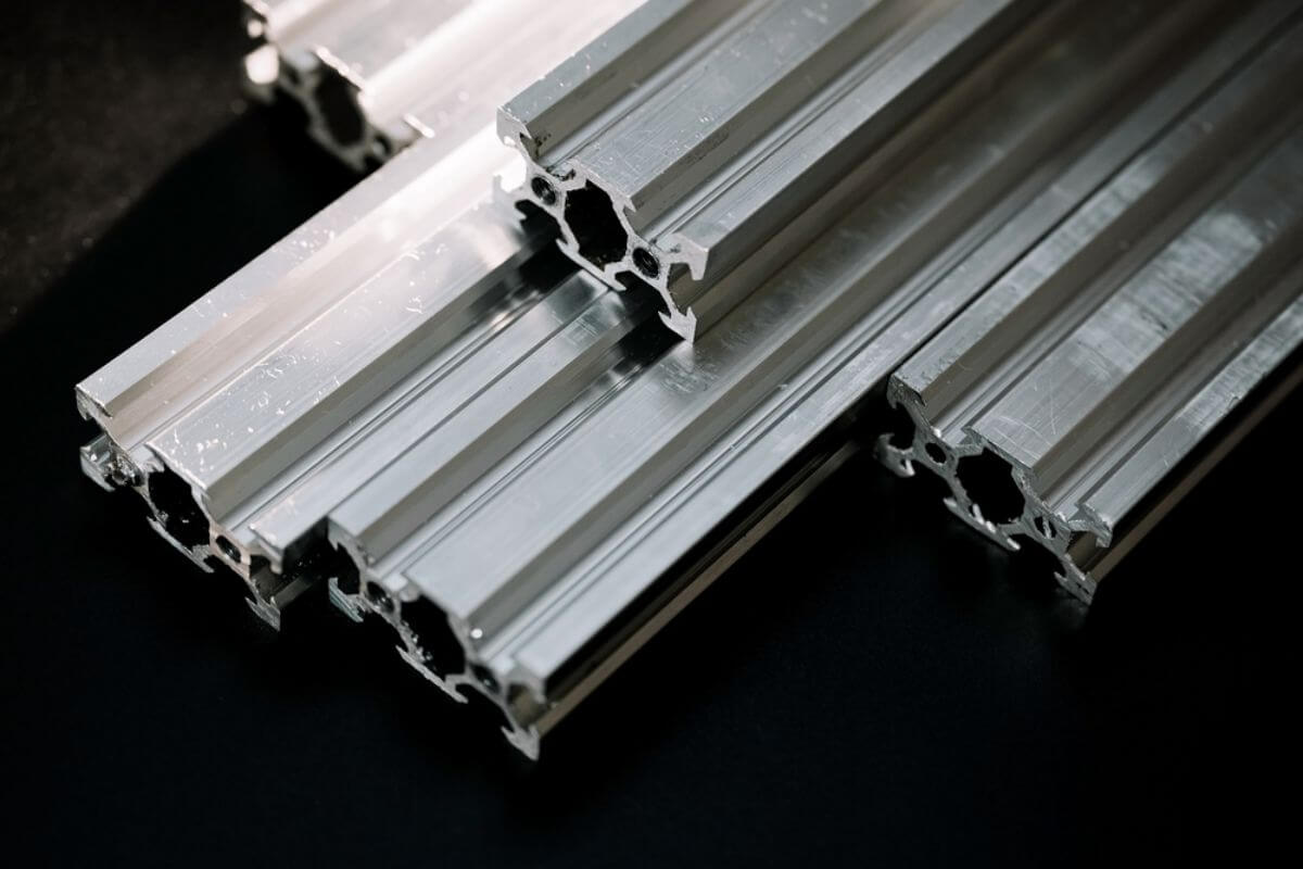 Composition and Manufacturing Process of Aluminum Profiles for Doors