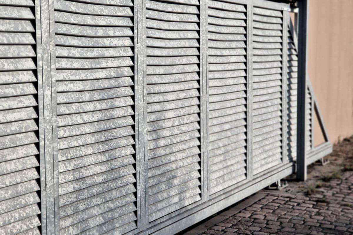 Going Louver: The Best Door for Outdoor Spaces